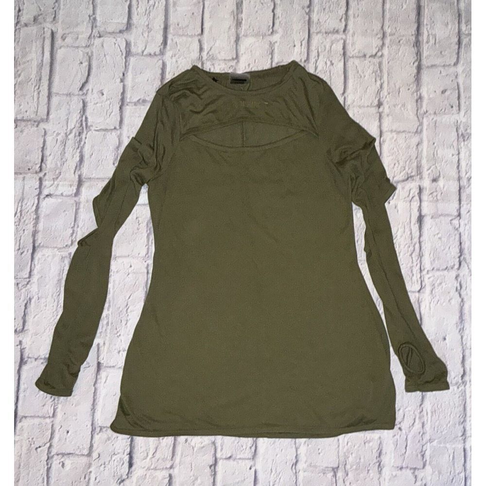 Gymshark  Woman's Sz S Green Long Sleeve Cut Out Front and Elbows Athletic‎ Top